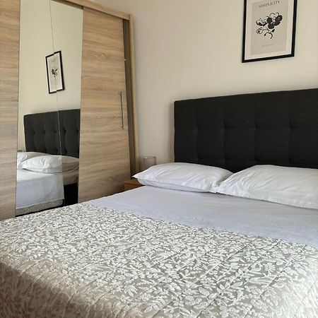 Apartman Luka Šibenik Buitenkant foto
